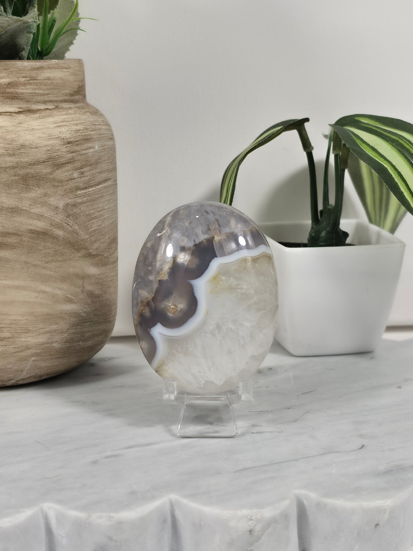 Orbicular Moss Agate Palm 55C