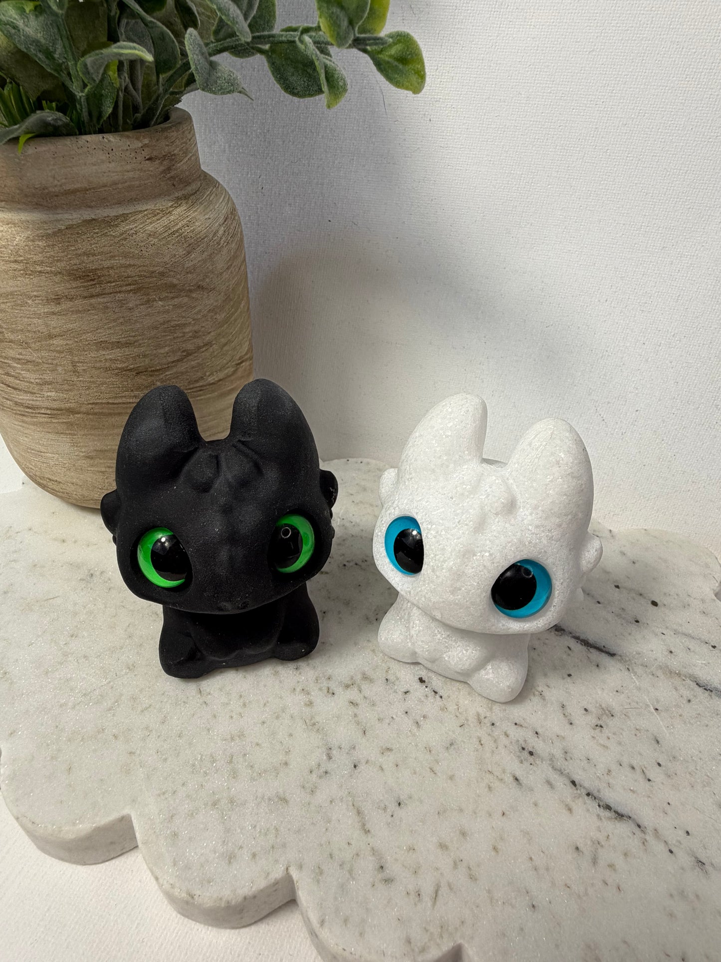 Toothless and light fury
