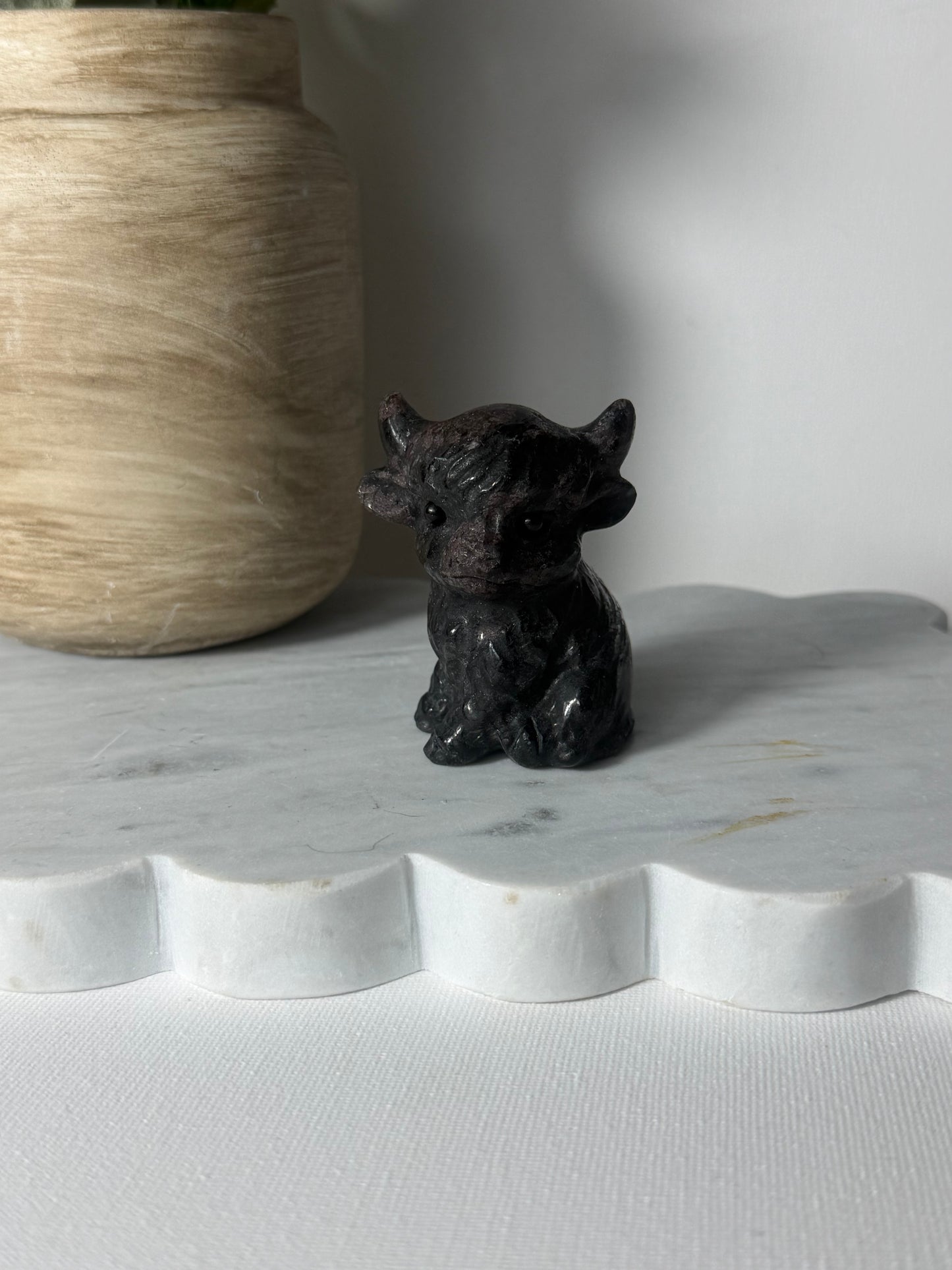 Garnet & Arfvedsonite Cow