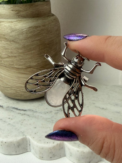 Bee Broach Intuitive Pick