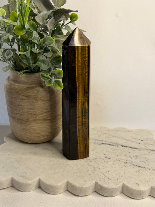 Yellow Tigers Eye Tower
