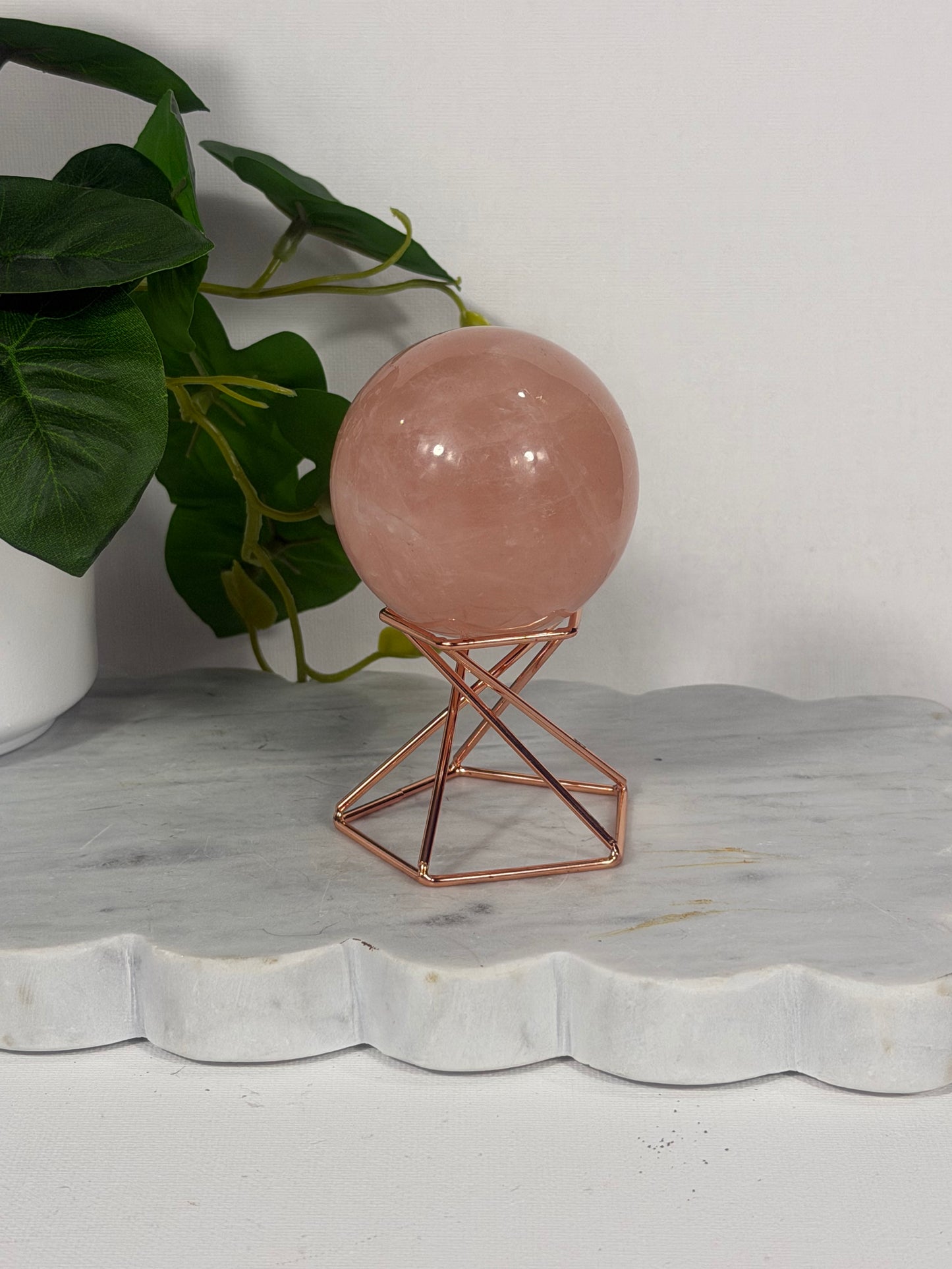 Rose Quartz Sphere w/asterism