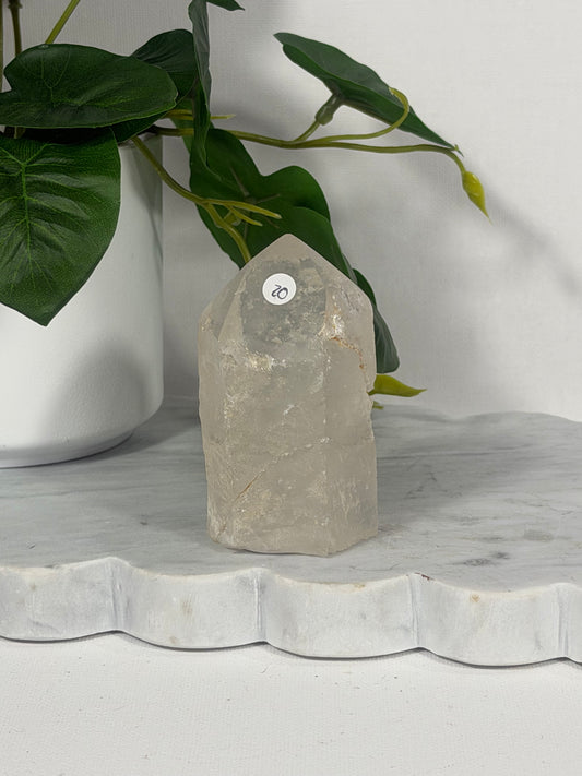 Clear Quart Point Half Raw