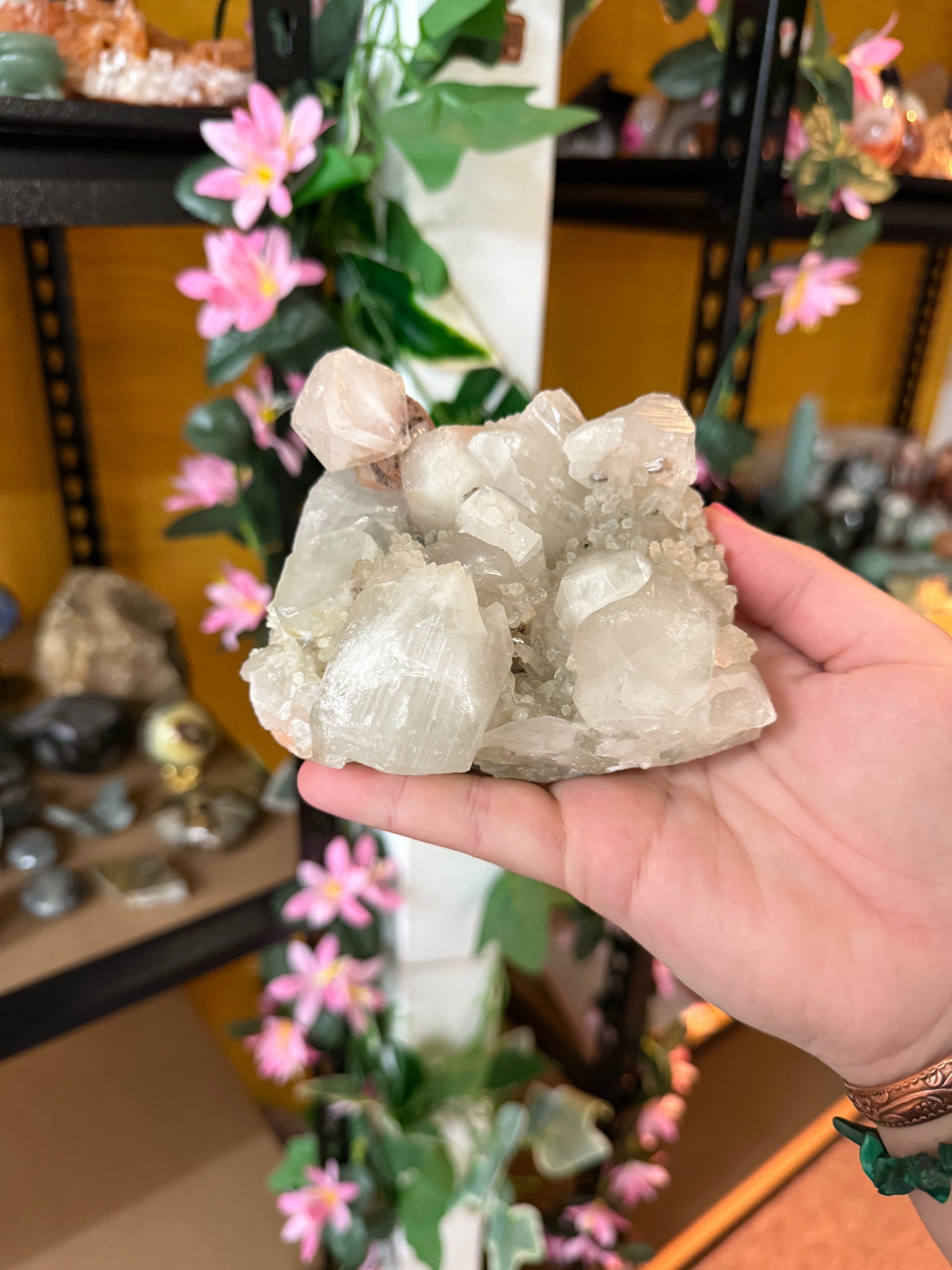 Apophyllite XXL